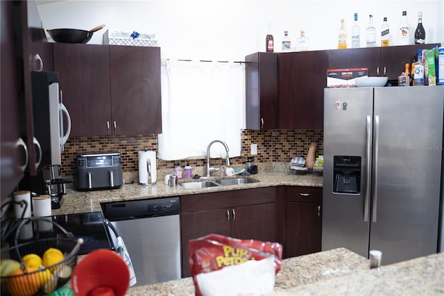 9468 Forest Hills Cir, Tampa, FL 33612 - photo 24