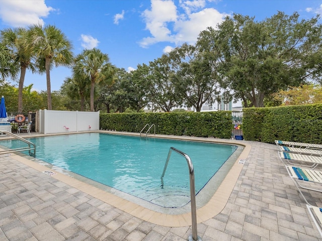 701 Mirror Lake Dr N Unit 309, Saint Petersburg, FL 33701 - photo 32