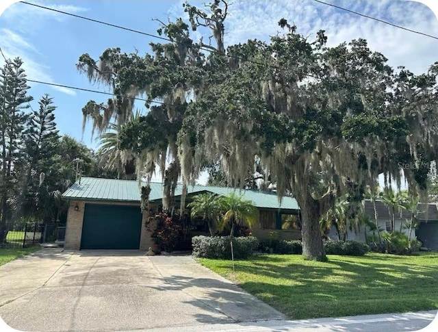 8633 Old Post Rd, Port Richey, FL 34668 - photo 2