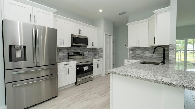 12323 Genter Dr, Spring Hill, FL 34609 - photo 9