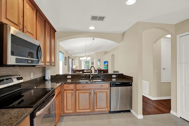 18817 Rolling Hills Loop, Hudson, FL 34667 - photo 3