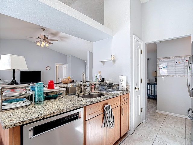 11192 Portsmouth St, Spring Hill, FL 34609 - photo 27