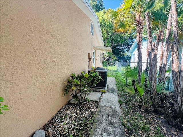 7104 Mayfield Dr, Port Richey, FL 34668 - photo 32