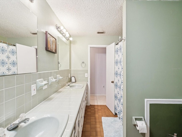 5808 Carina Trce, Wesley Chapel, FL 33545 - photo 23