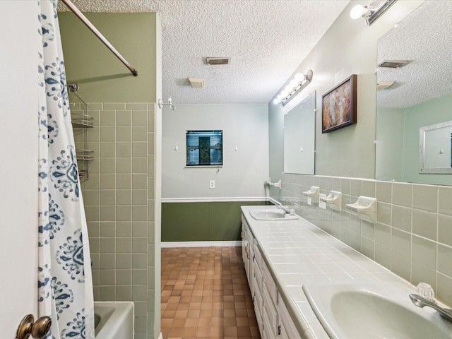 5808 Carina Trce, Wesley Chapel, FL 33545 - photo 24