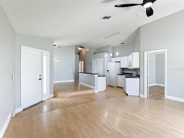 2400 Knightsbridge Blvd, Kissimmee, FL 34744 - photo 4
