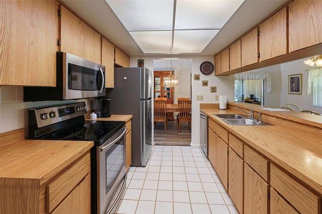 7425 Leith Ct, Weeki Wachee, FL 34613 - photo 2
