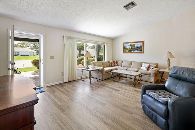 7425 Leith Ct, Weeki Wachee, FL 34613 - photo 13