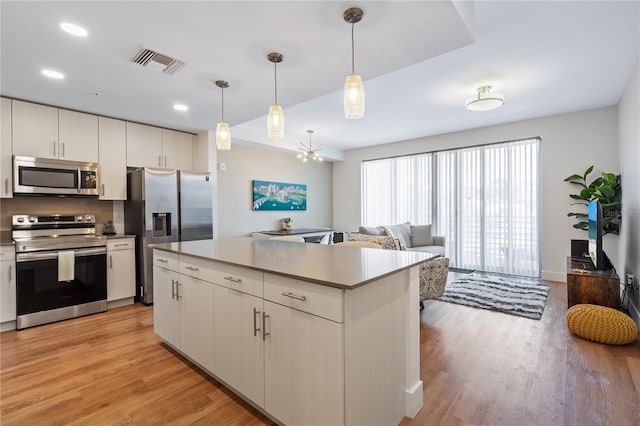 1709 N Tamiami Trl Unit 211, Sarasota, FL 34234 - photo 4