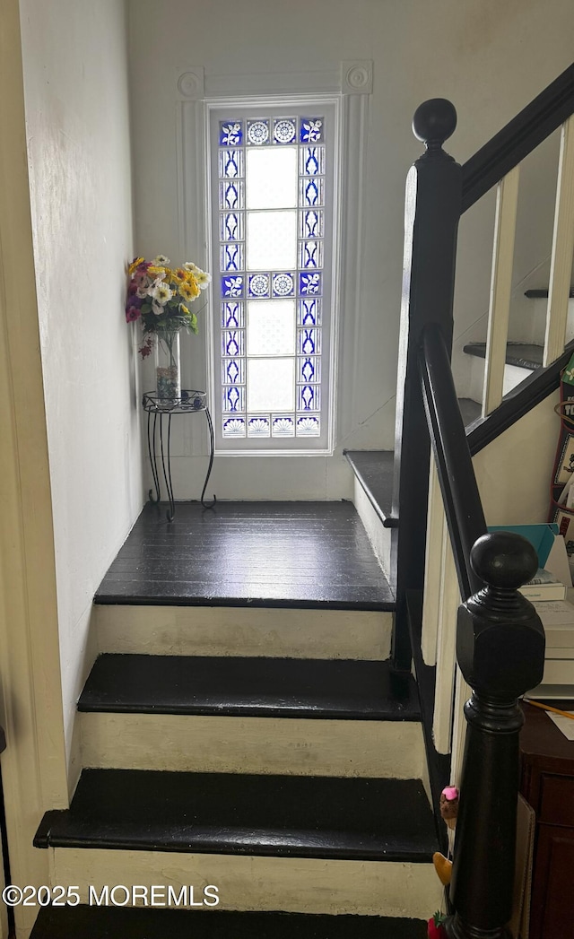 115 Washington St, Long Branch, NJ 07740 - view of stairway