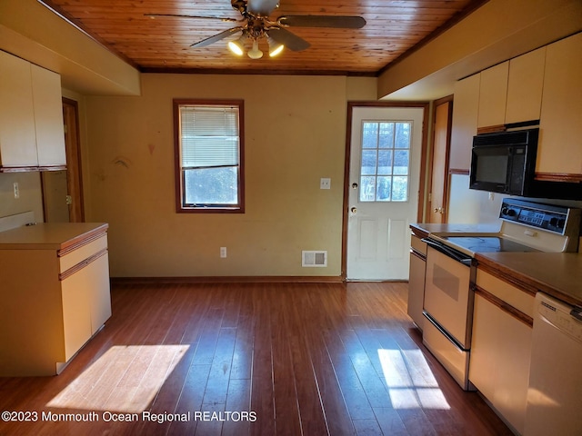 16 Pinewood Rd, Howell, NJ 07731 - photo 13