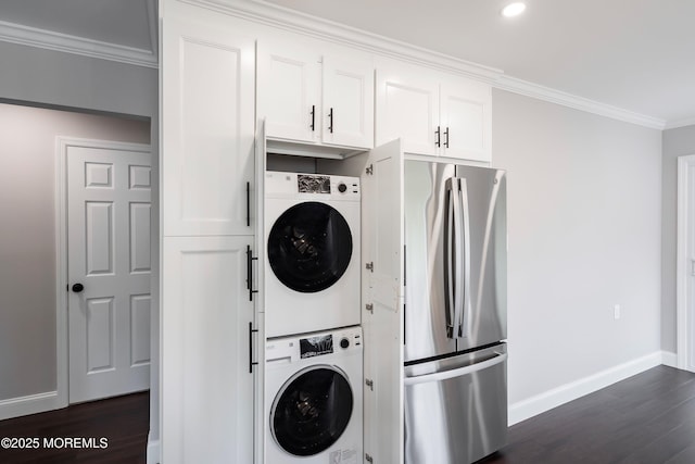 washroom featuring dark wood-style flooring, stacked washer and dryer, baseboards, ornamental molding, and recessed lighting