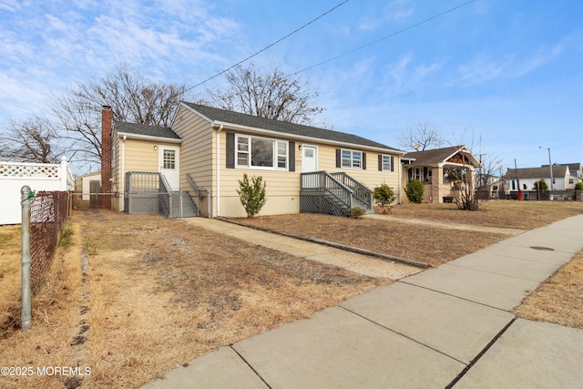 view of front of property