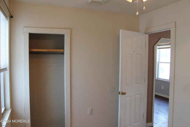 unfurnished bedroom featuring a closet