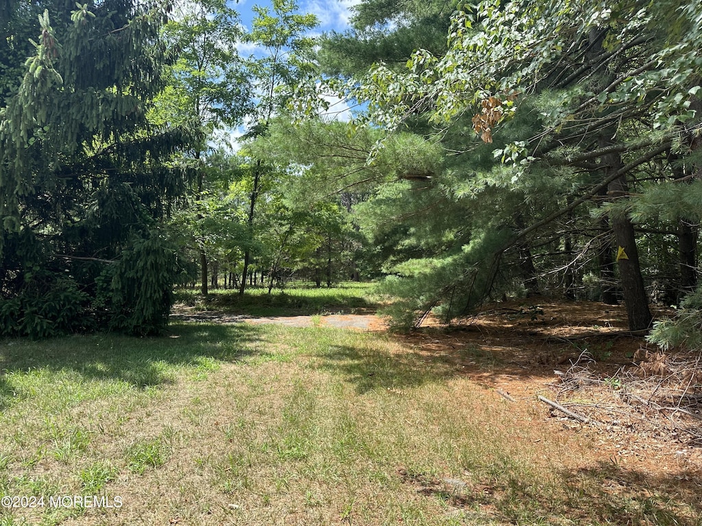 000 Smithburg Ct, Jackson, NJ 08527