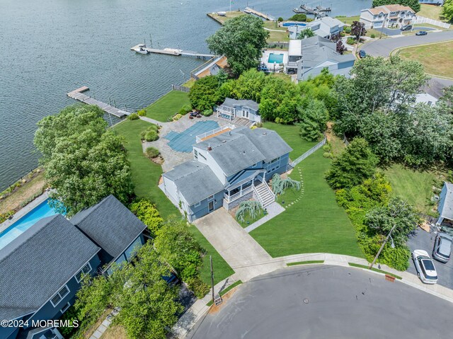 bird's eye view featuring a water view