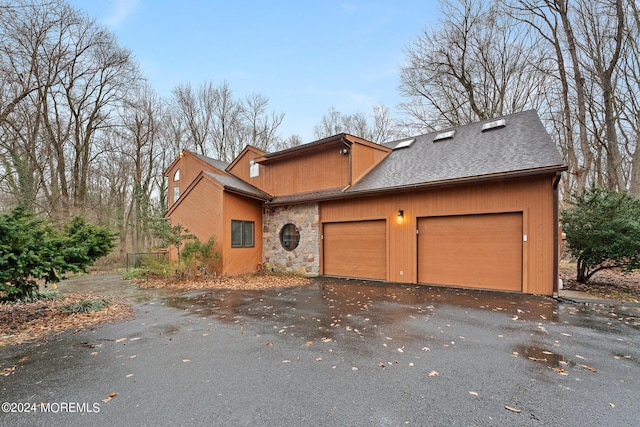 view of front of house featuring a garage