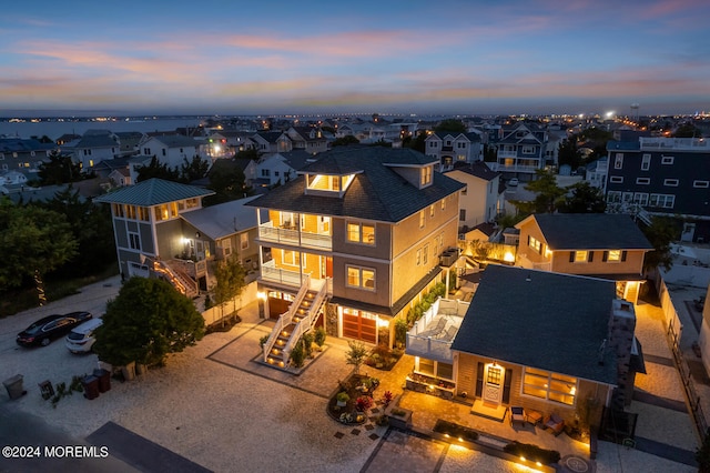 view of aerial view at dusk