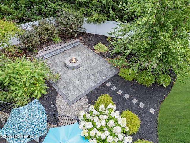 exterior details featuring a fire pit