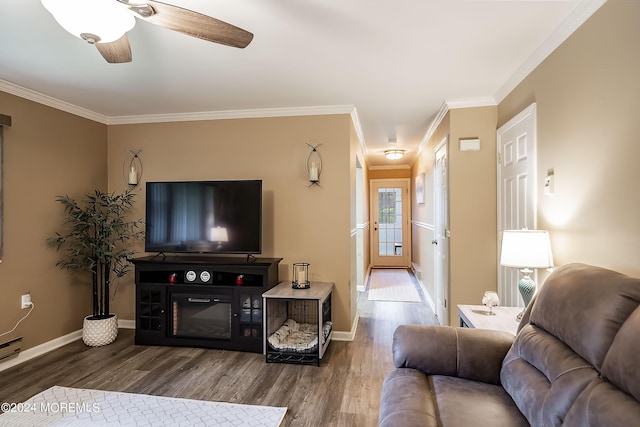 5B Betsy Ross Ln, Whiting, NJ 08759 - living room featuring ornamental molding, baseboards, and wood finished floors
