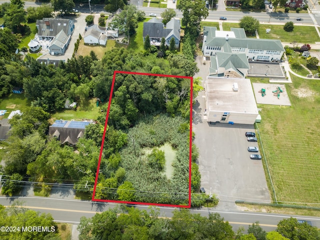 124 Lake Dr, Island Heights, NJ 08732