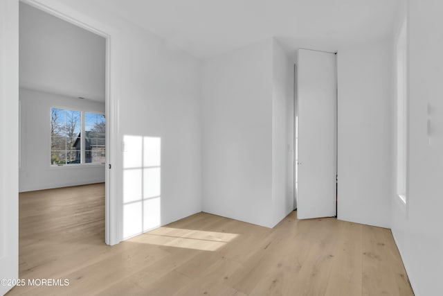 unfurnished room featuring wood finished floors