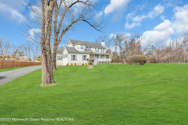 view of front of home with a front lawn