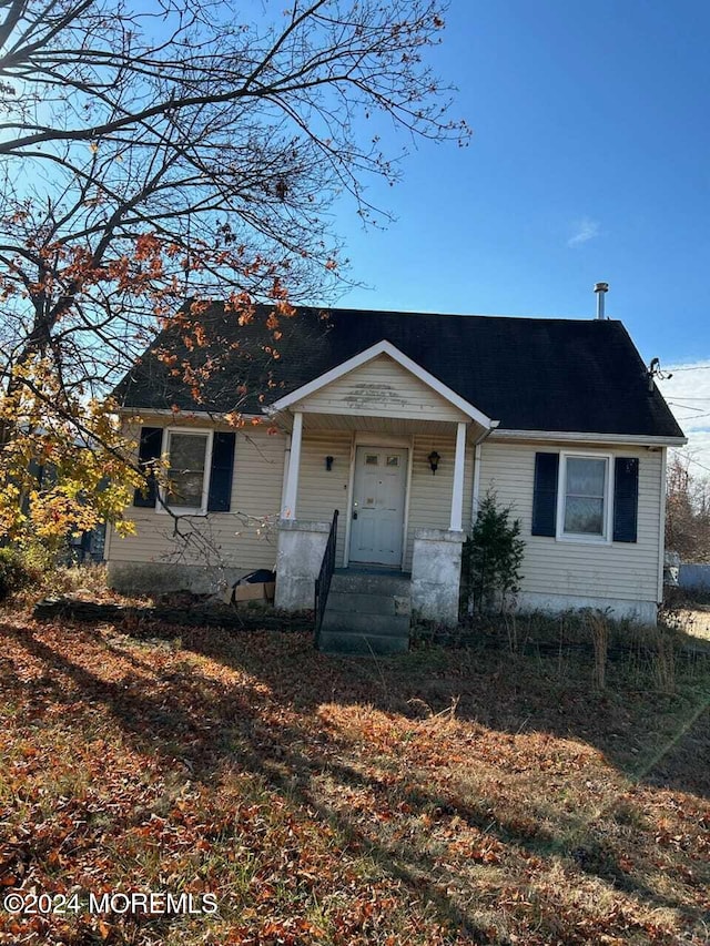 view of front of house with a porch