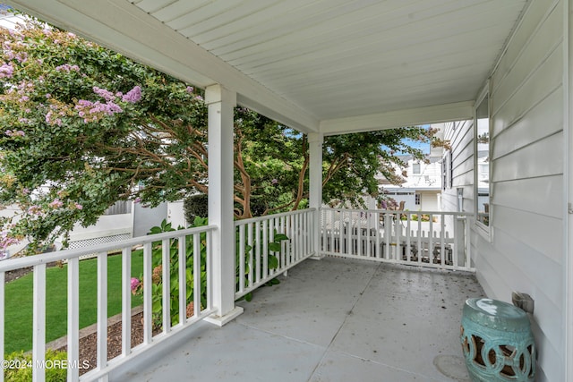 view of patio / terrace featuring covered porch