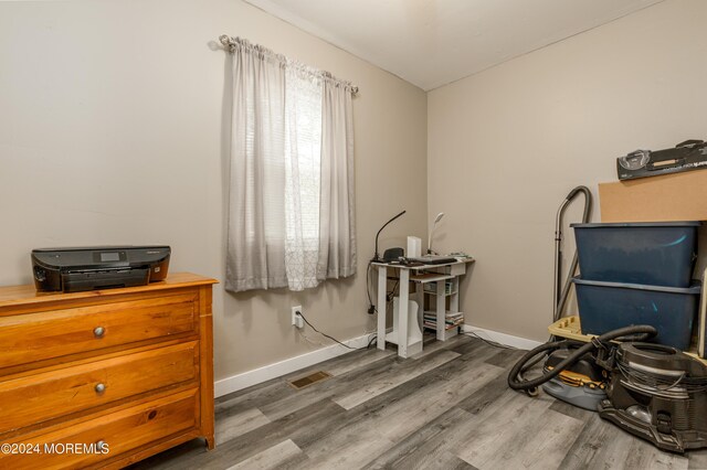 misc room featuring dark hardwood / wood-style flooring