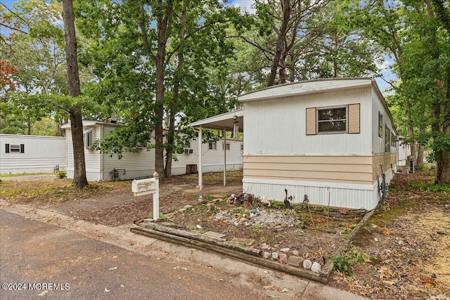 view of manufactured / mobile home