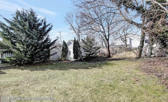 52 Liberty St, Long Branch, NJ 07740 - view of yard