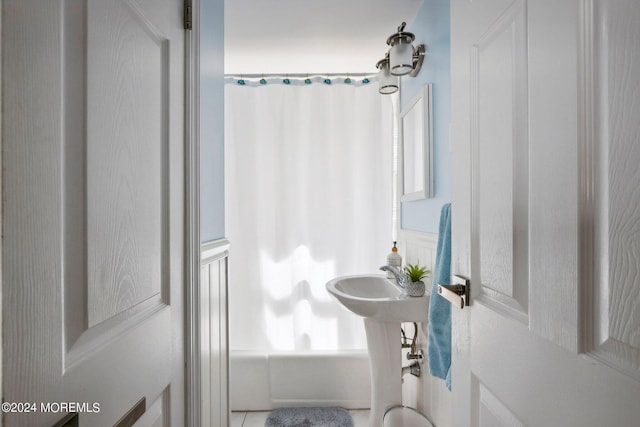 view of full bathroom
