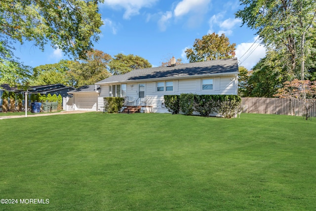 view of front of house with a front yard