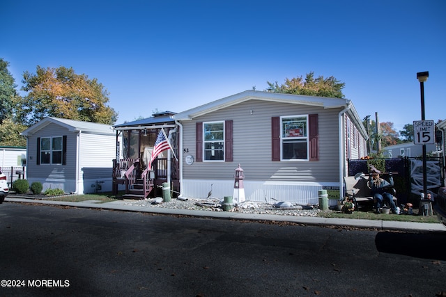 view of manufactured / mobile home