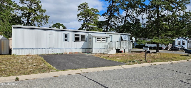 view of manufactured / mobile home