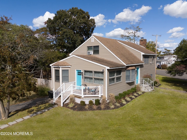 view of front of house with a front yard