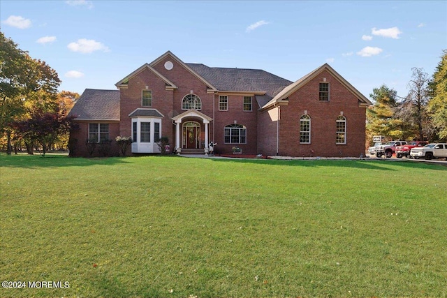 front of property featuring a front yard