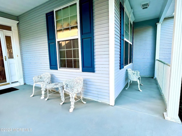 view of patio / terrace featuring covered porch