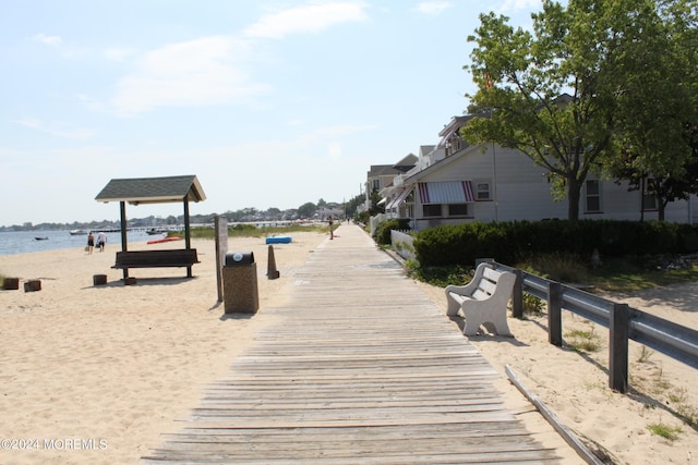 view of property's community featuring a water view