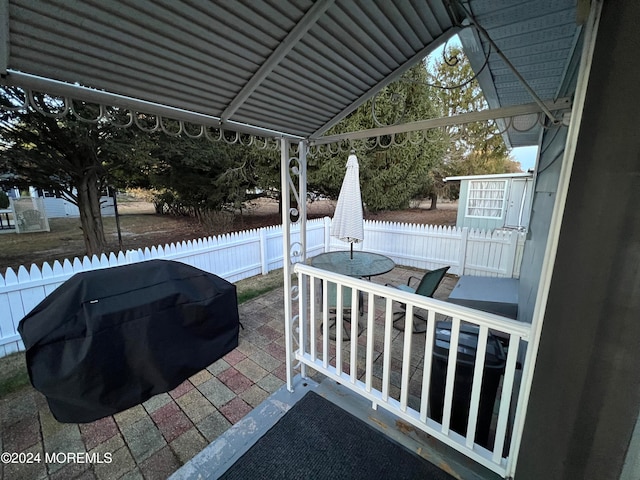 view of patio / terrace featuring grilling area