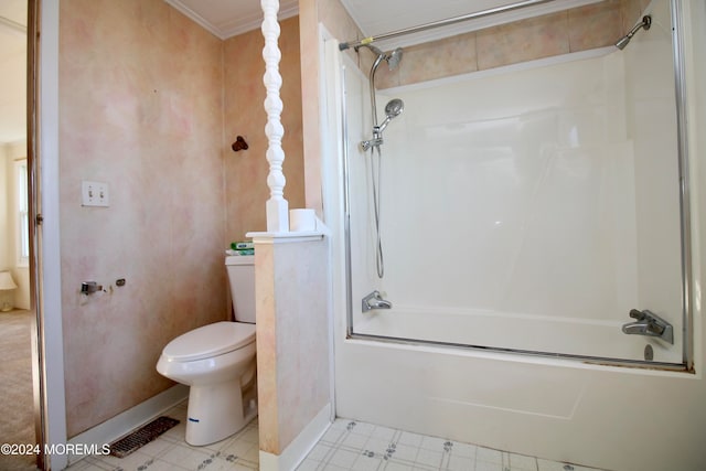 bathroom with bath / shower combo with glass door, crown molding, and toilet