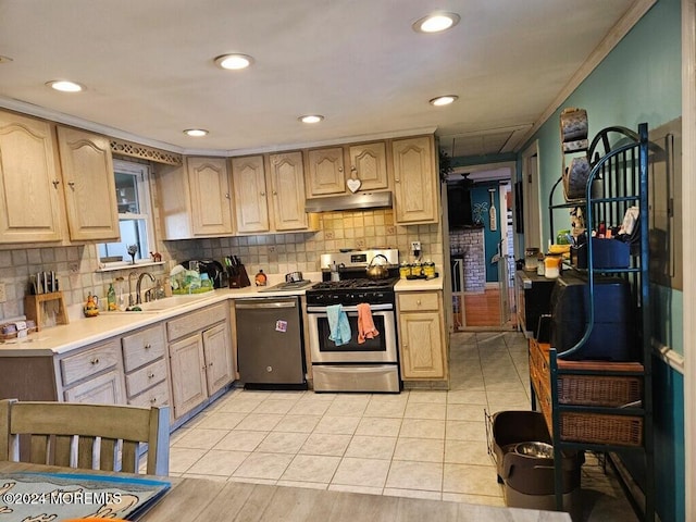 kitchen featuring light hardwood / wood-style flooring, stainless steel appliances, sink, and light brown cabinetry