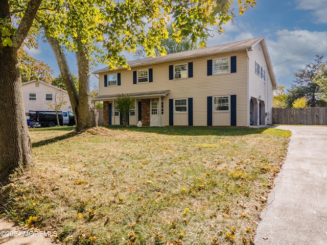 view of front of house with a front yard