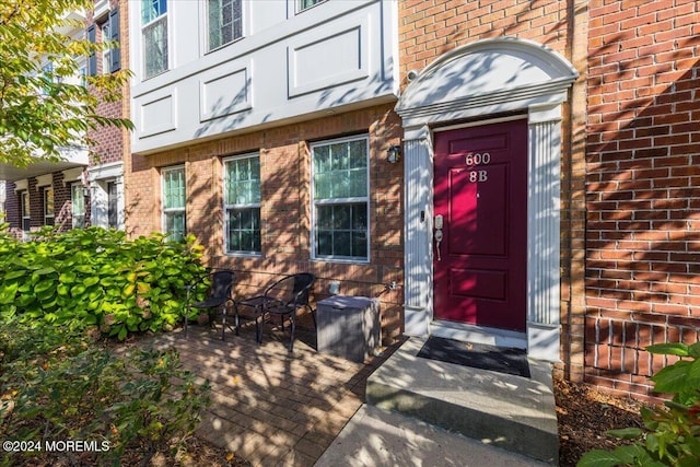 view of entrance to property