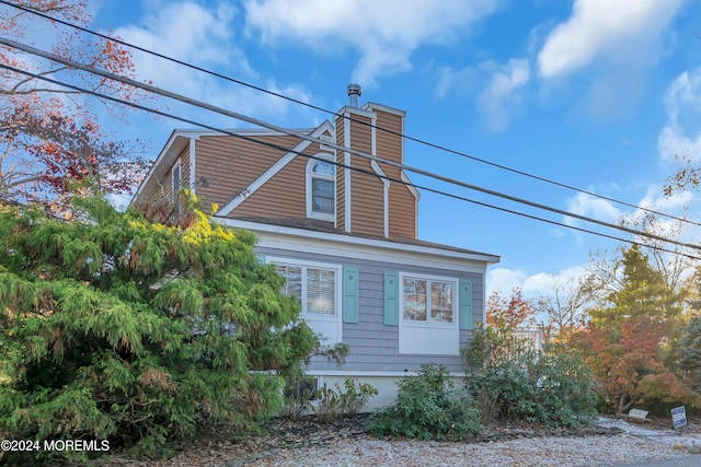 view of home's exterior