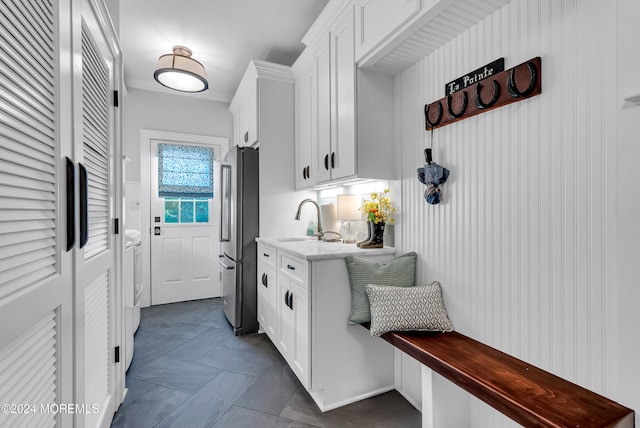 25 Bruns Rd, West Allenhurst, NJ 07711 - mudroom with a sink