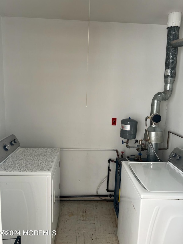 laundry room featuring washer and dryer