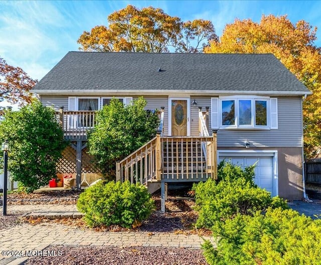 view of front of home featuring a garage