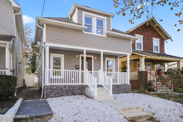 view of front facade featuring covered porch